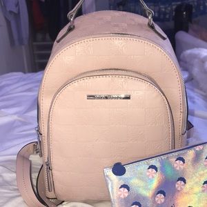 NEW STEVE MADDEN BACKPACK WITH BAG AND KEY CHAIN